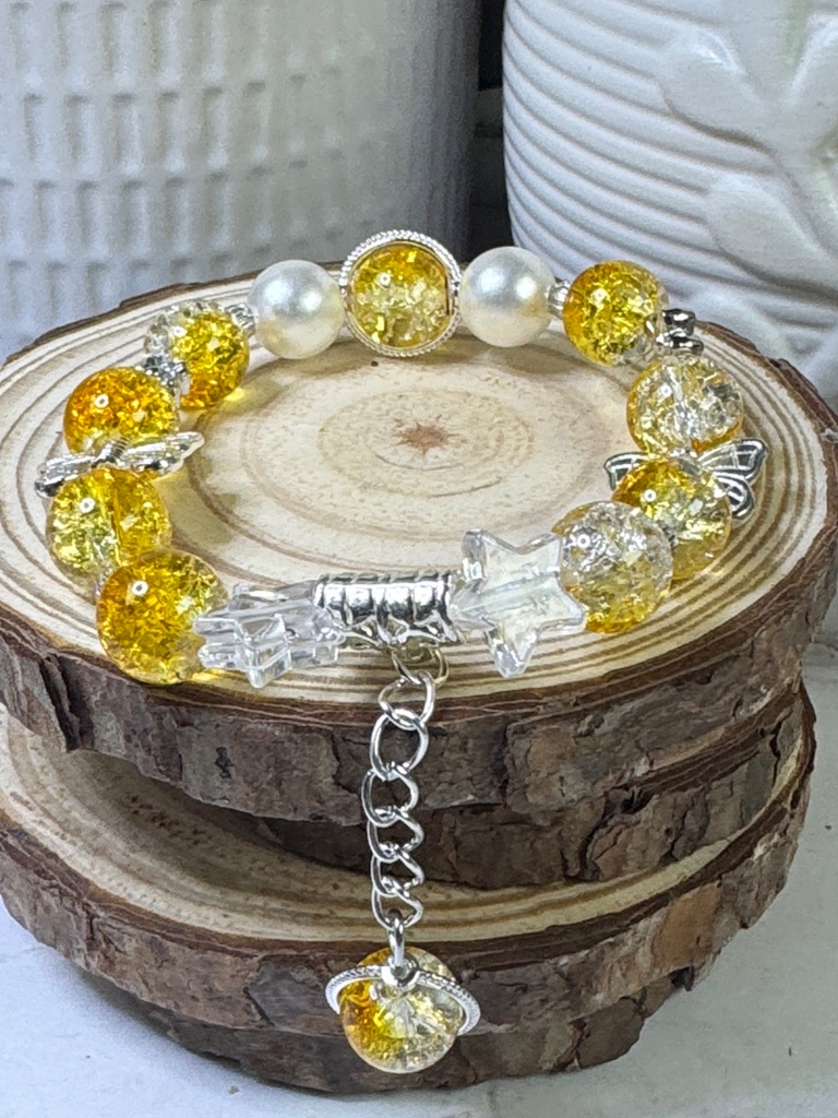 Yellow Crackle Bead Charm Bracelet With Silver Accents